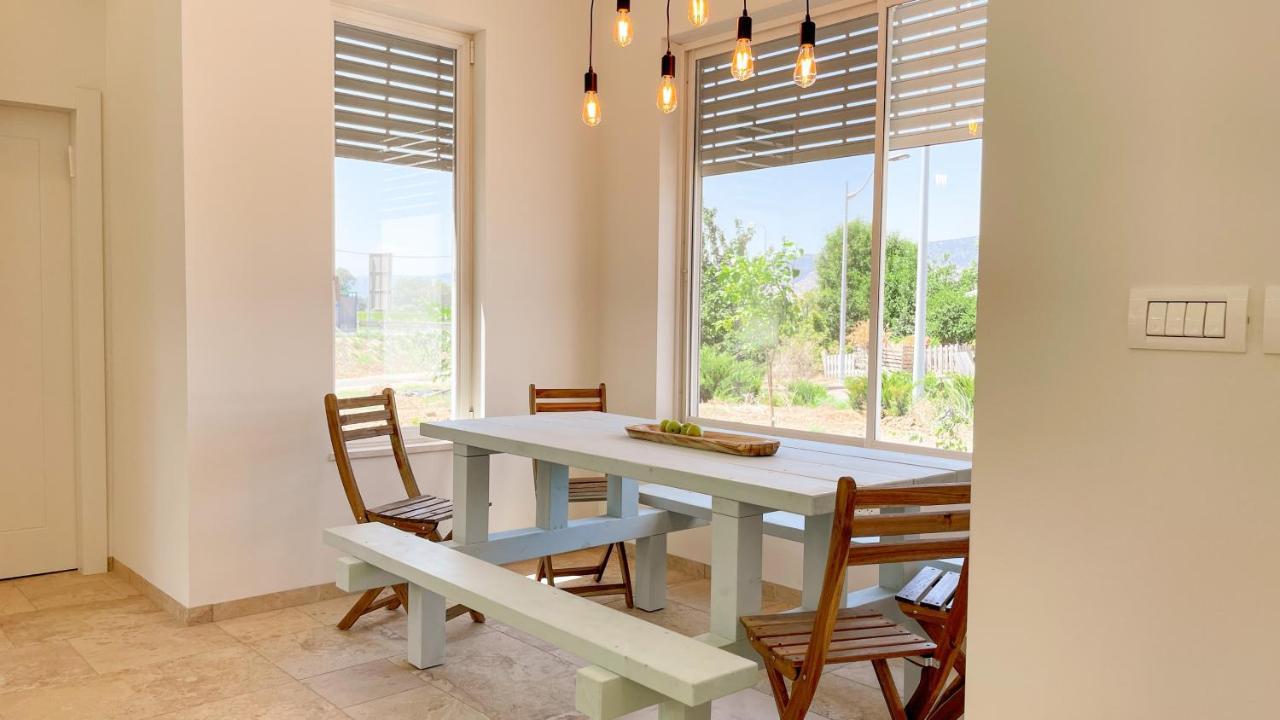 הבית הלבן בכפר בלום Kfar Blum Exterior photo