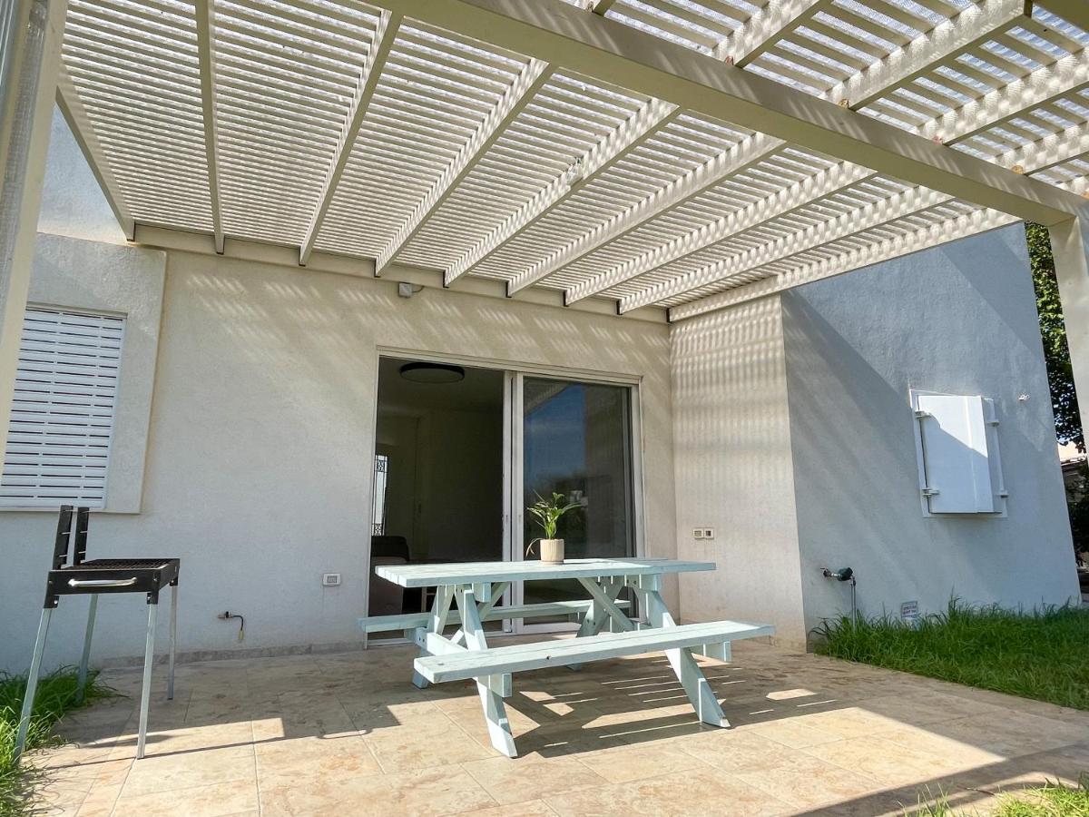 הבית הלבן בכפר בלום Kfar Blum Exterior photo